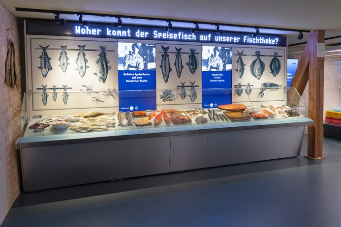 Nachbildung einer Fischtheke