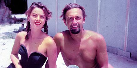 Lotte und Hans Hass mit Tauchausrüstung