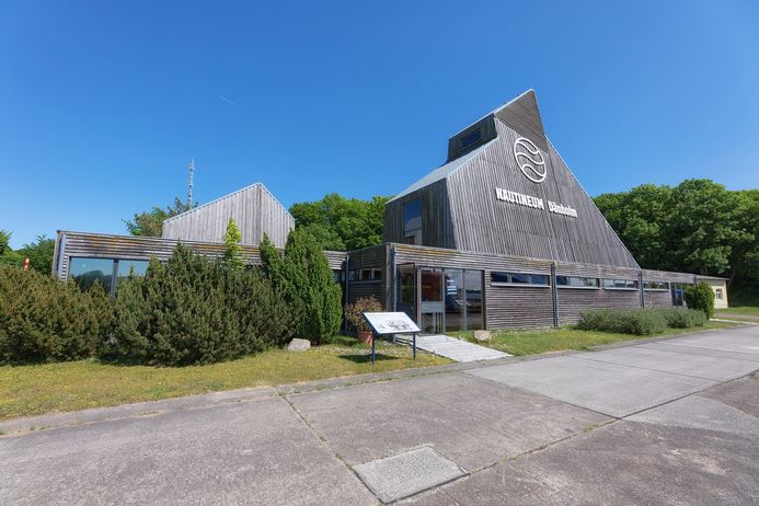 Der Sammlungsstandort NAUTINEUM auf dem Dänholm Stralsund (Foto: Anke Neumeister/Deutsches Meeresmuseum)