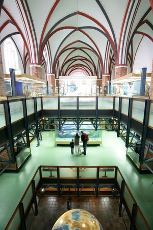 Blick in die Katharinenhalle des MEERESMUSEUMs