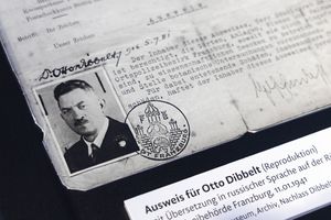 Historisches Personaldokument von Otto Dibbelt