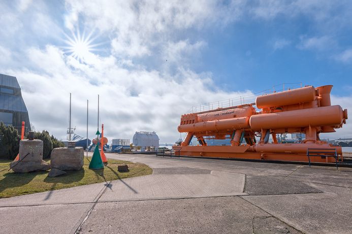 Unterwasserlabor "Helgoland" vor dem NAUTINEUM (Foto: Anke Neumeister/Deutsches Meeresmuseum)
