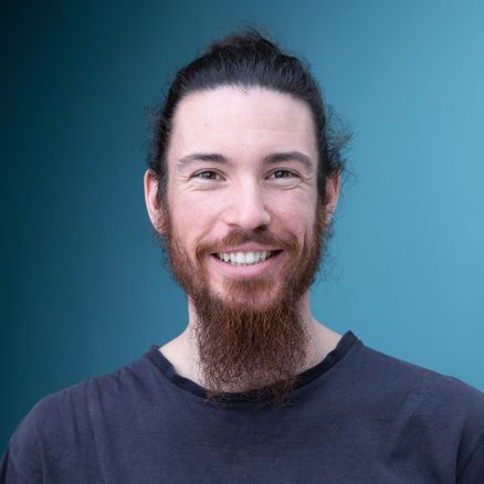 Portraitfoto von Karl Schrader